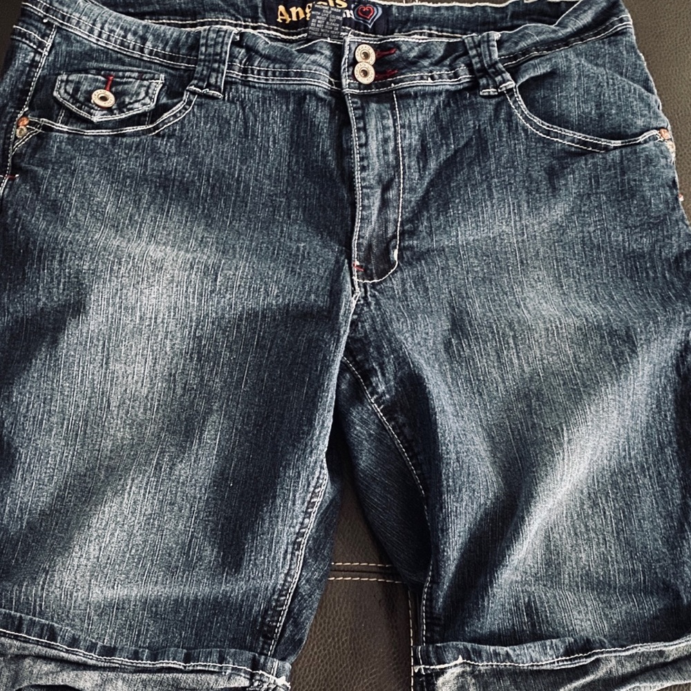 Angel Bermuda shorts